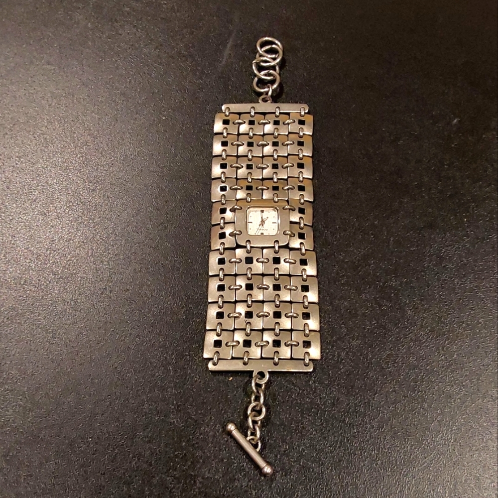 FOSSIL CHAIN MAIL CUFF BRACELET WATCH